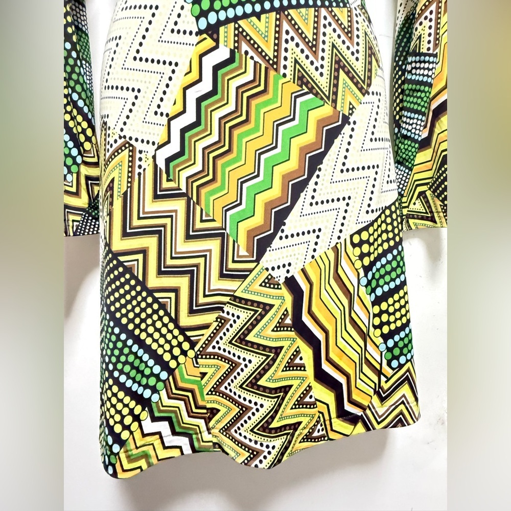 Source Unknown Vibrant Zigzag Long Sleeve Dress - image 3